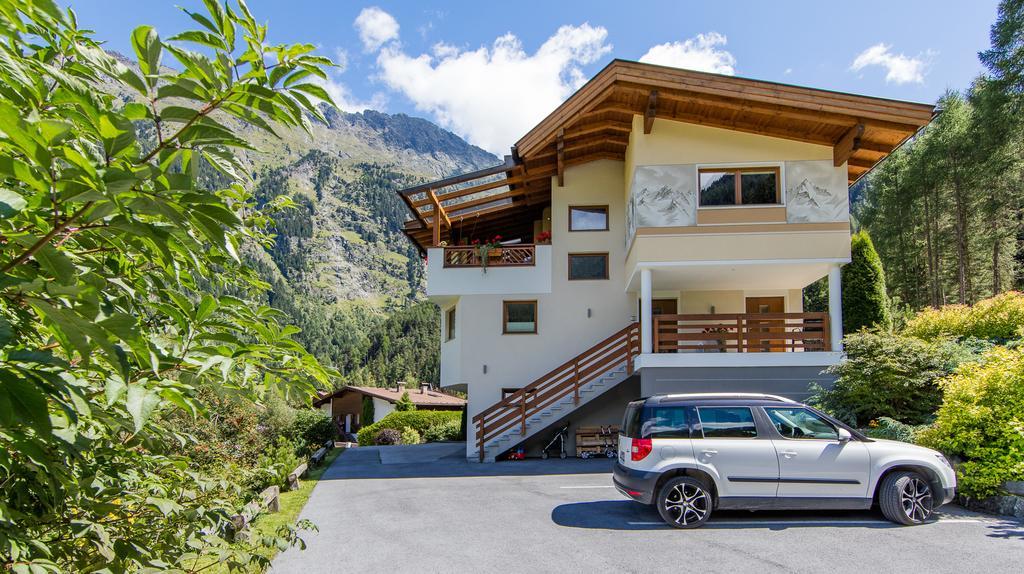 Apart Alpen Längenfeld Exteriör bild